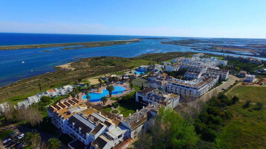 Golden Beach Apartment, Cabanas - Rua Das Giestas Lote 4 J Кабанаш-де-Тавира Экстерьер фото